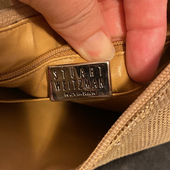 Stuart Weitzman Beige Gloss Checked Dotcom Napa handbag. - Picture 4 of 8